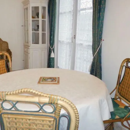 Appartement Les Fontaines Saint Leonard à Honfleur Extérieur photo